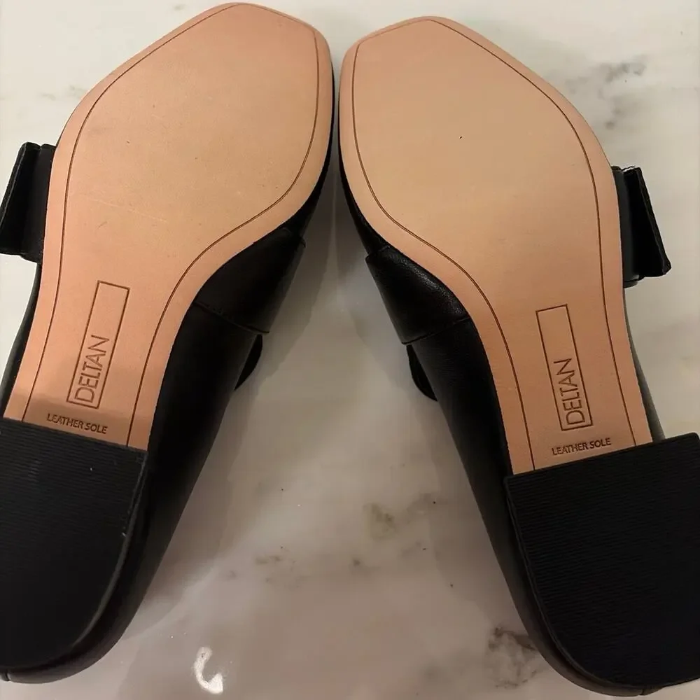 Deltan Veronica Black Leather Block Heel Pump
